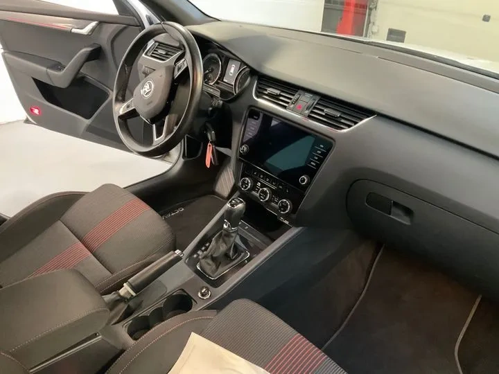 Škoda Octavia Style 2.0 TDI DSG - 3
