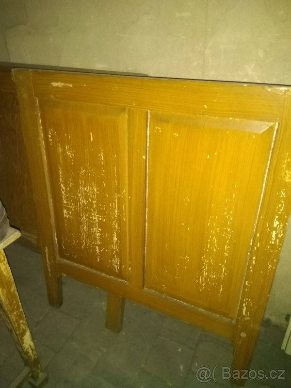 masivní čela z postele - rok 1950 - 3