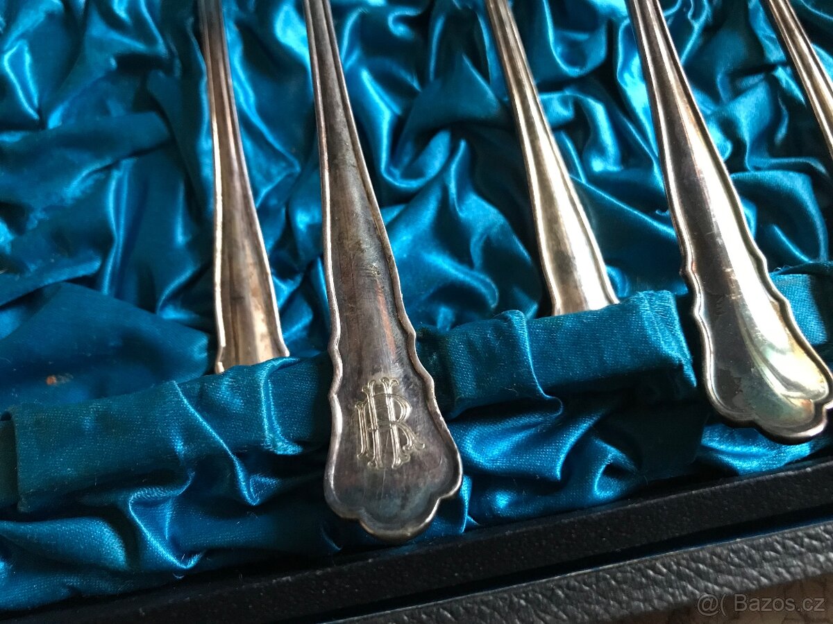 Starožitná sada příborů - 3
