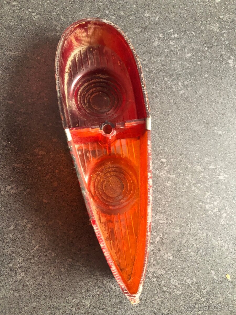 Kryt světla škoda - 3