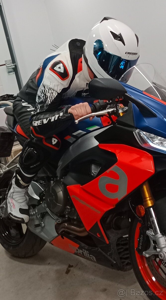 Kožená kombinéza vel. 52 - 3