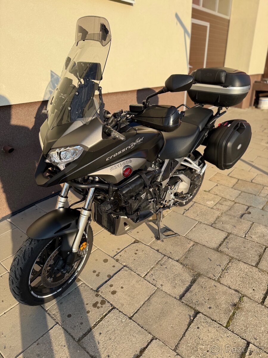 Honda Crossrunner VFR 800X - 3