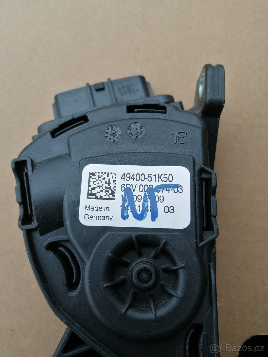 Prodám náhr.díly na Suzuki 1,3i/M13A 63kW - 3