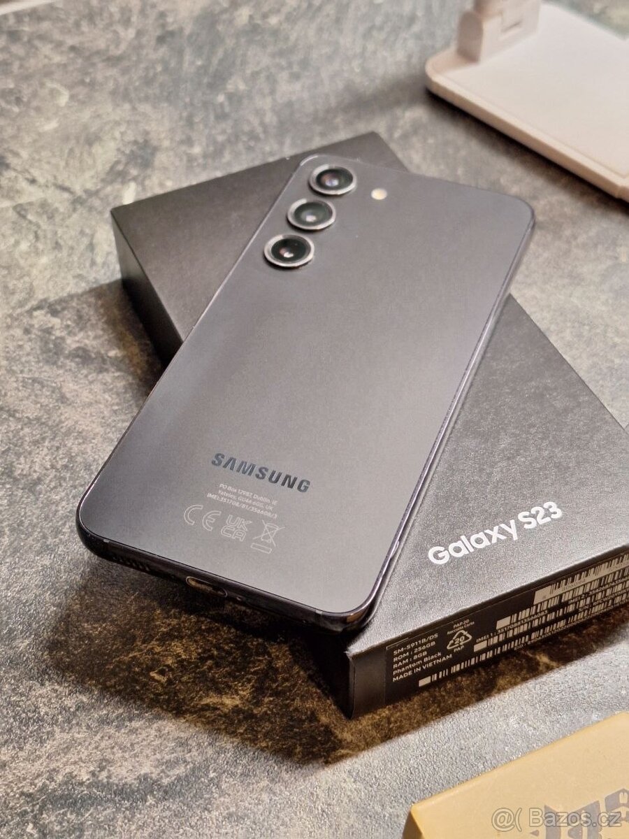 Samsung s23 8/256 - 3