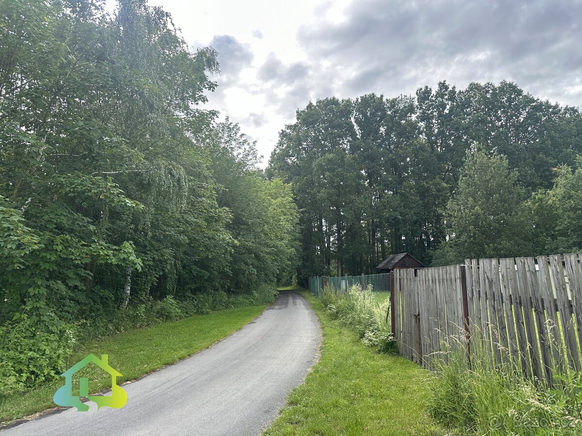 Prodej pozemku pro bydlení, 1132 m² - Klenovice, ev.č. 00722 - 3