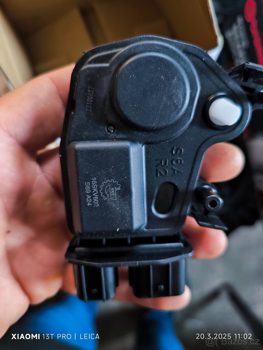 Dveřní aktuátory honda. SKV - 3