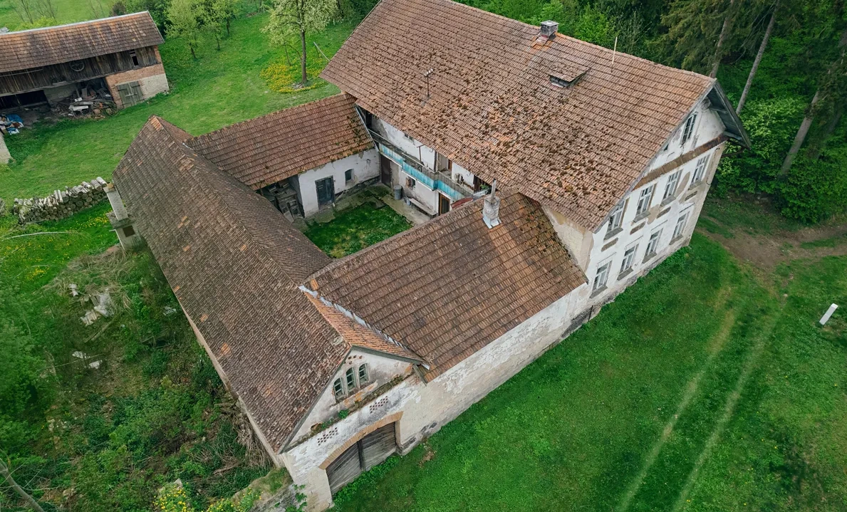 Prodej zemědělské usedlosti a pozemků - 3