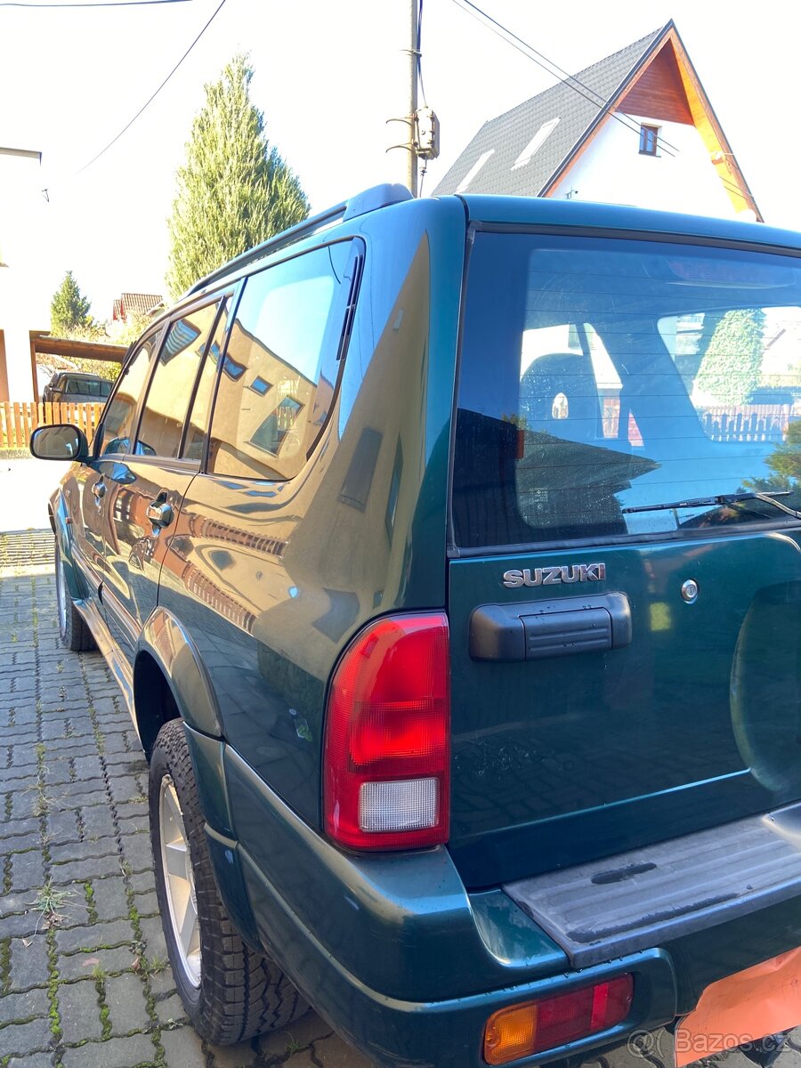Suzuki Grand Vitara XL7 benzín - 3