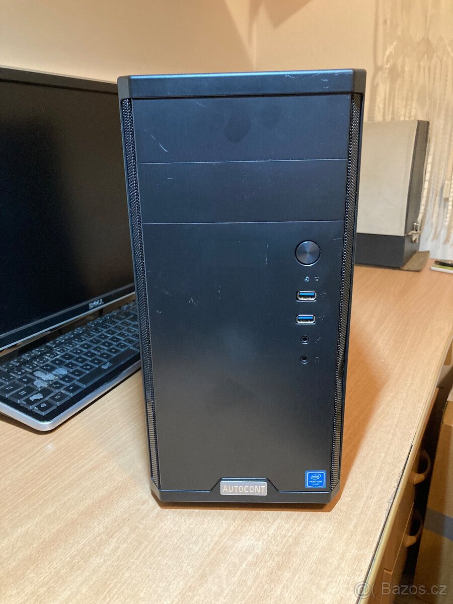 Starší herní počítač - 3