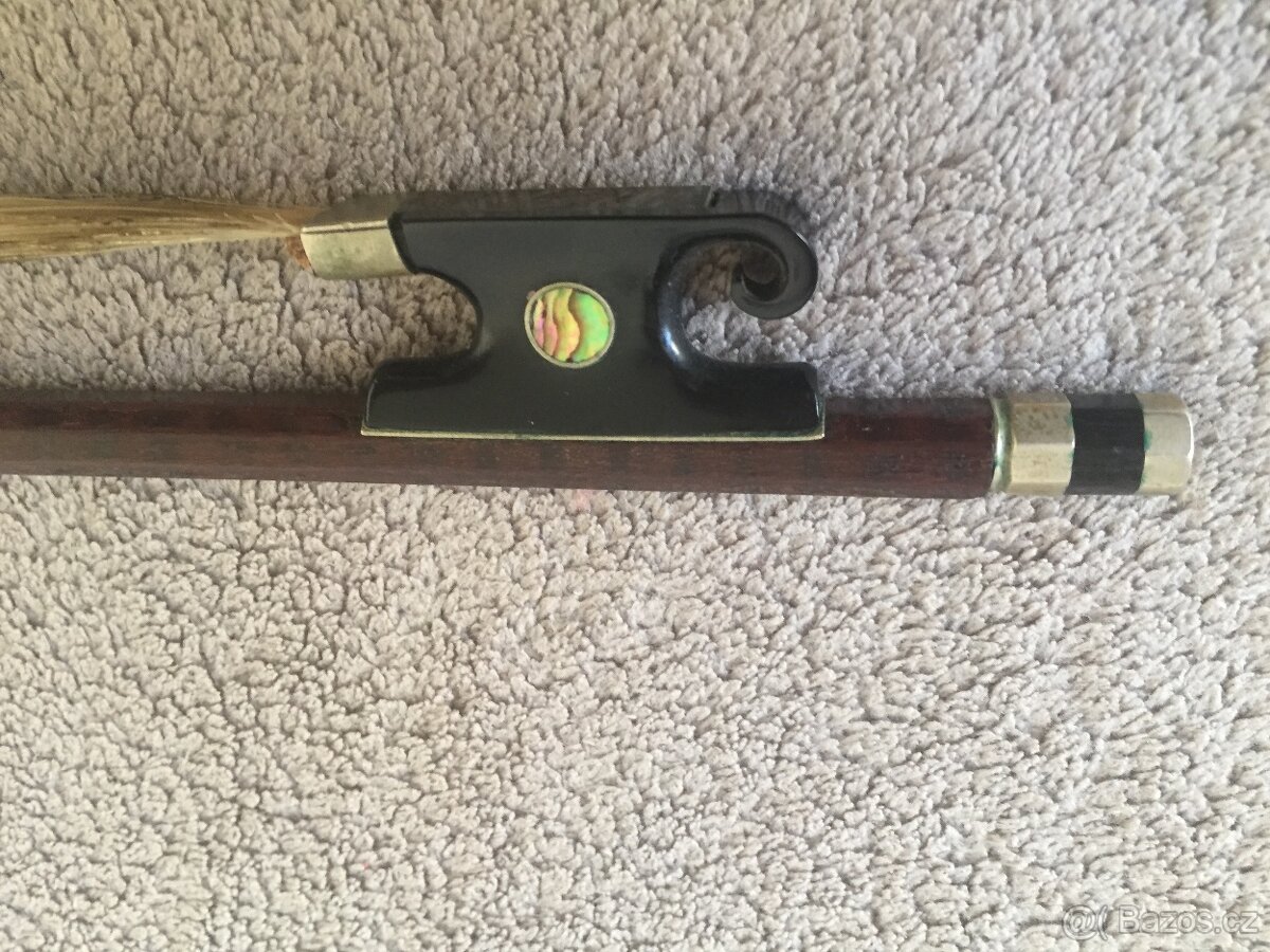 HOUSLOVÝ SMYČEC STAROŽITNÝ, VYKLÁDANÝ PERLETÍ - 3