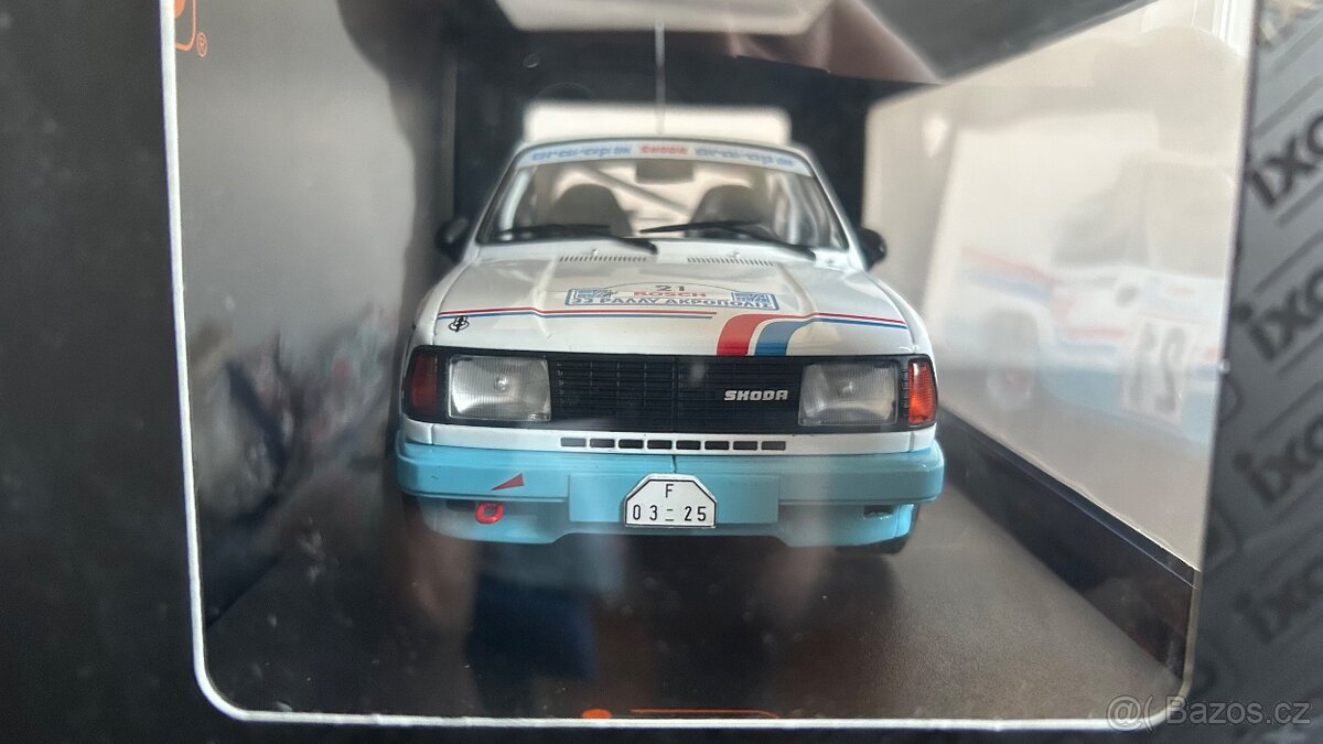 ŠKODA 130L/130LR/Felicia 1:18 IXO - 3