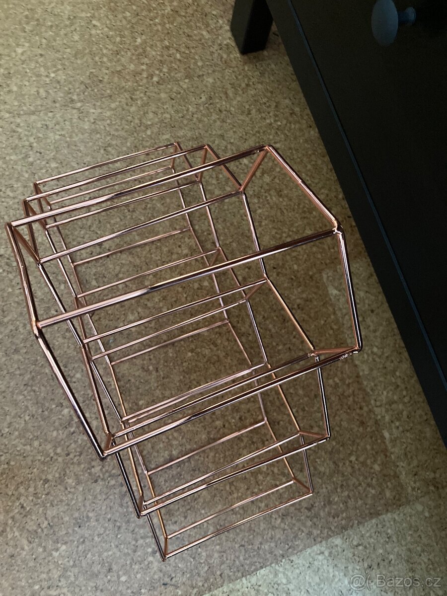 Kovový stojan na víno Bonami - 3