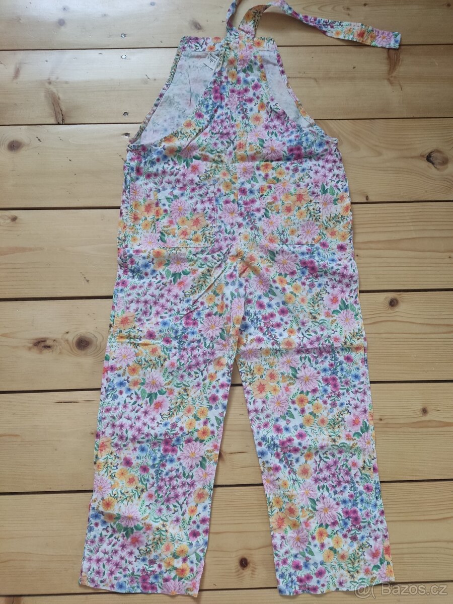 Dívčí kalhoty dlouhé vel.134 - 3