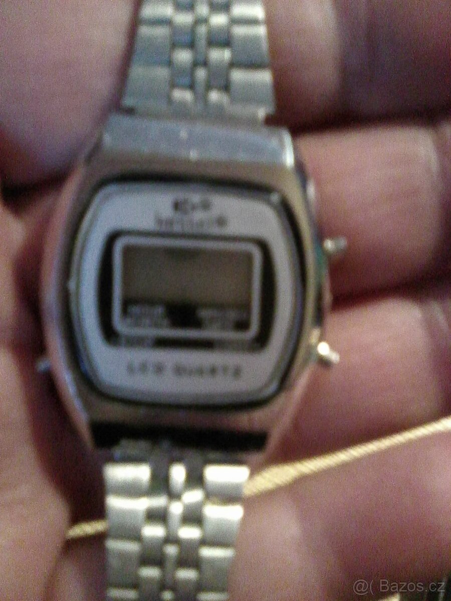 staré hodinky kus-150,-Kč - 3