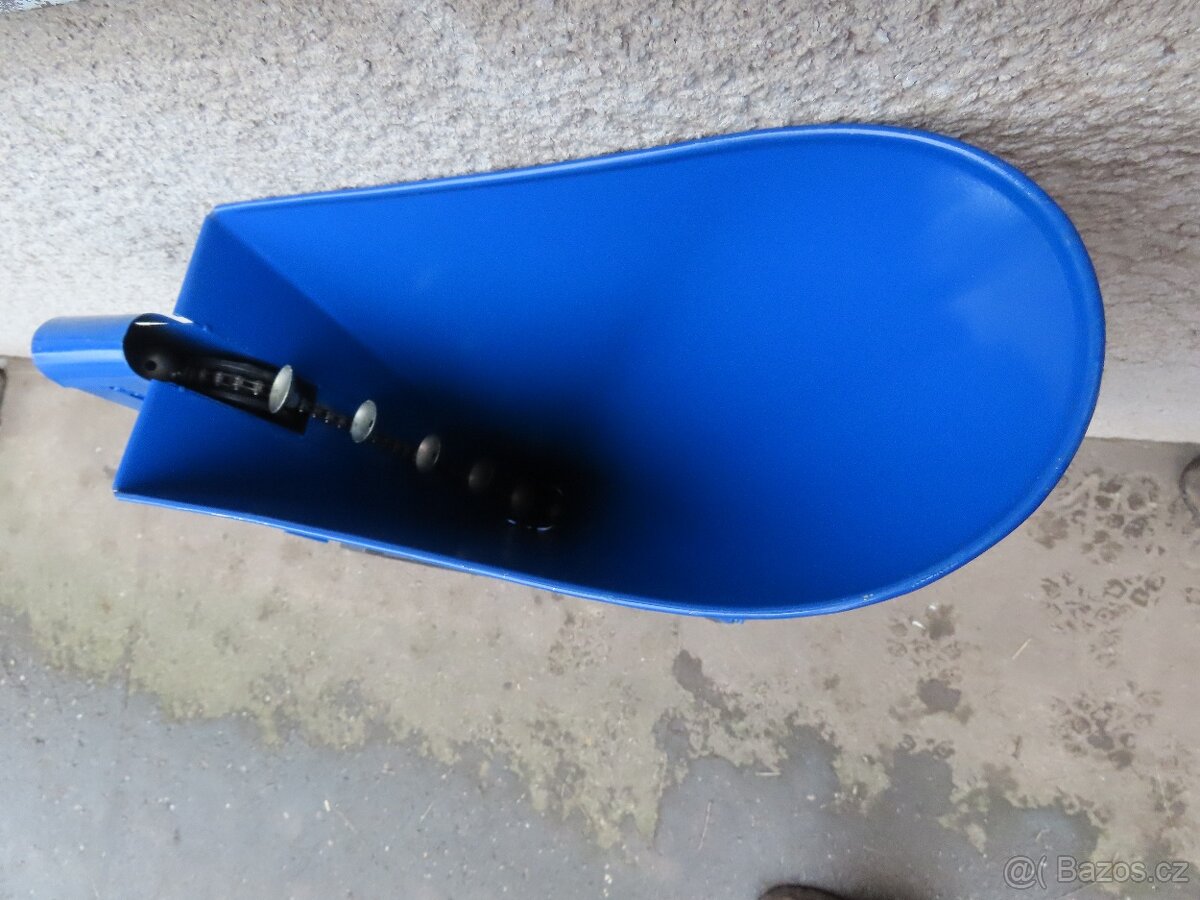 Sazeč česneku, cibule,žaludů Terra, Vari - 3