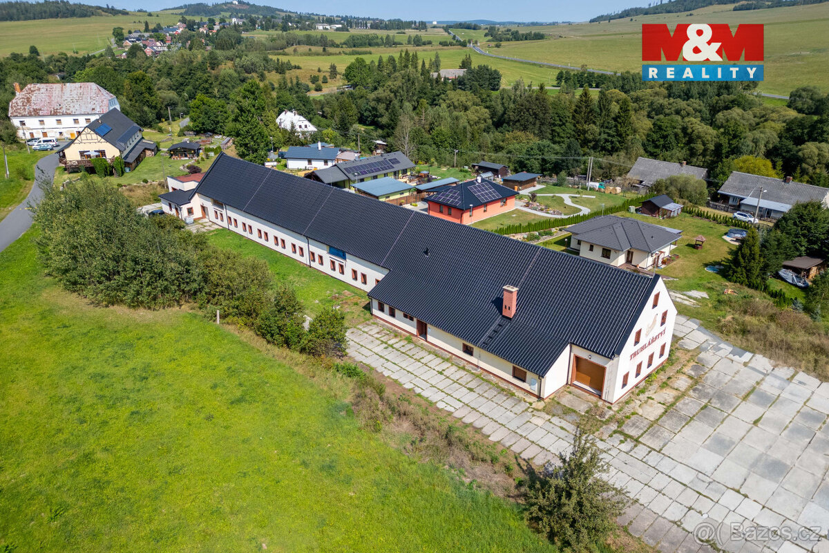 Prodej objektu k výstavbě 11 řadových RD, 2000 m², Valšov - 3