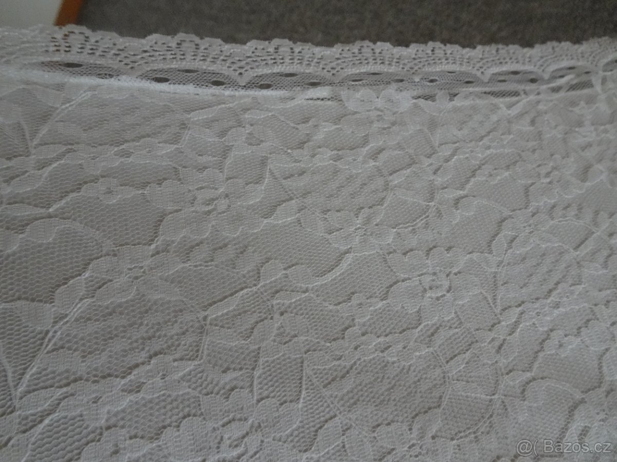 Bílý krajkový deštník - 3