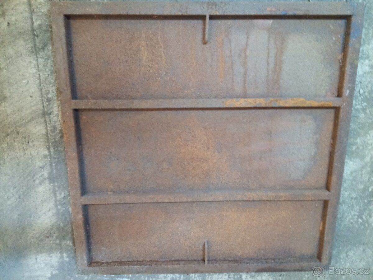 Prodám použitý plechový poklop zesílený 100,5cm x 100,5cm, - 3
