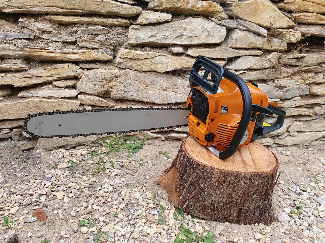 Motorová pila Magnum 58 ccm NOVÁ + 2 x lišta, řětěz, startov - 3