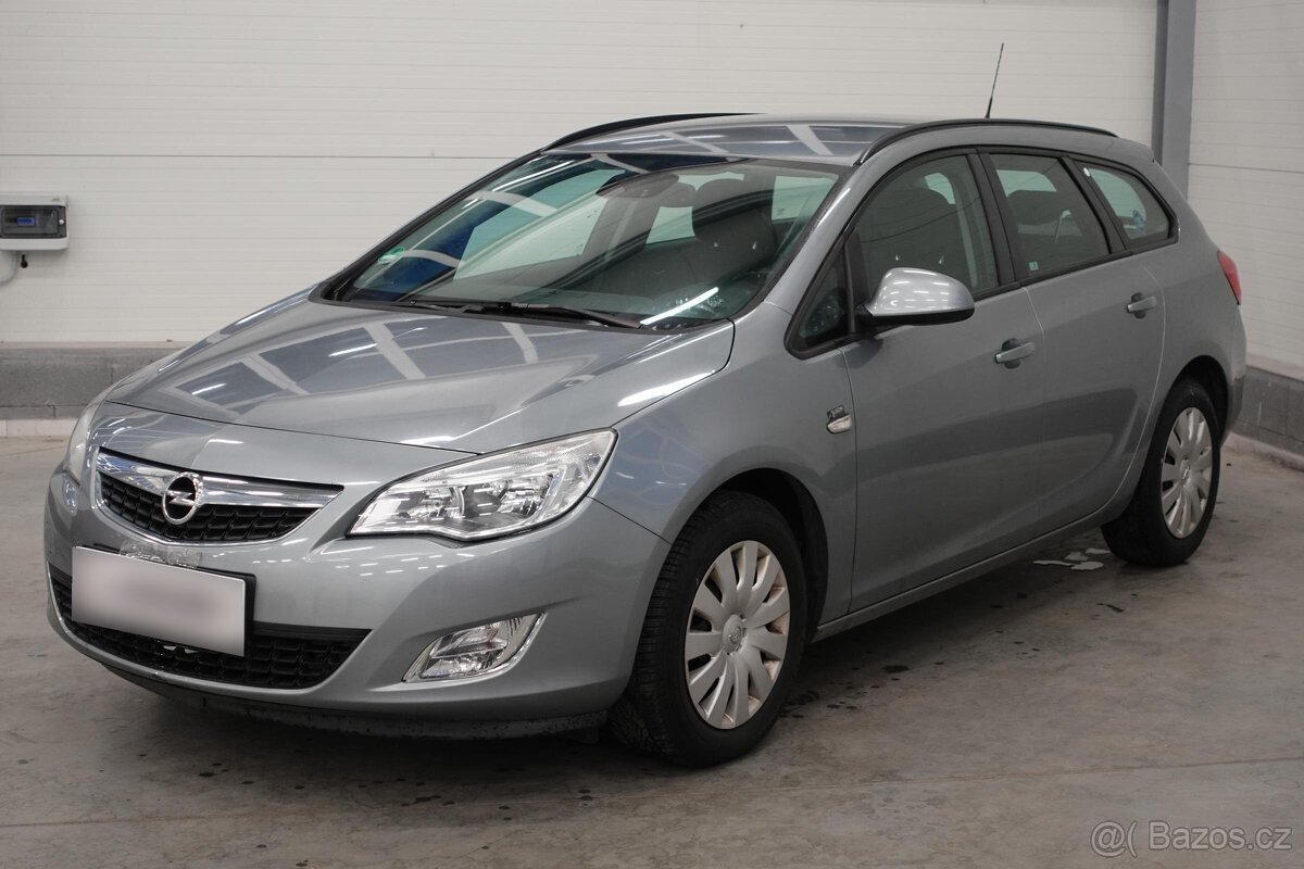 Opel Astra 1.6i , 85 kW benzín, 2012 - 3