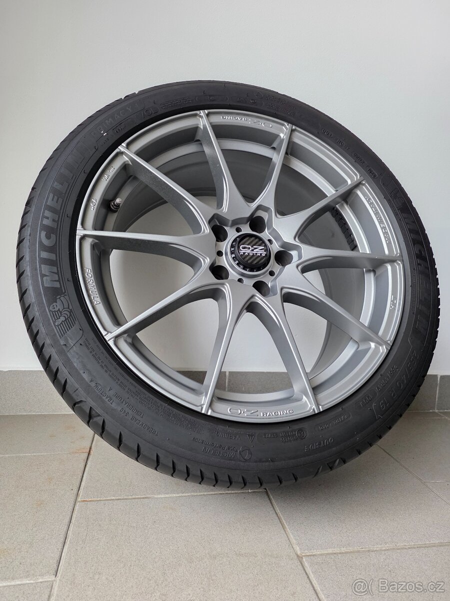 OZ Formula HLT _ 5x120 - Letní Michelin 255/40/19 - 3