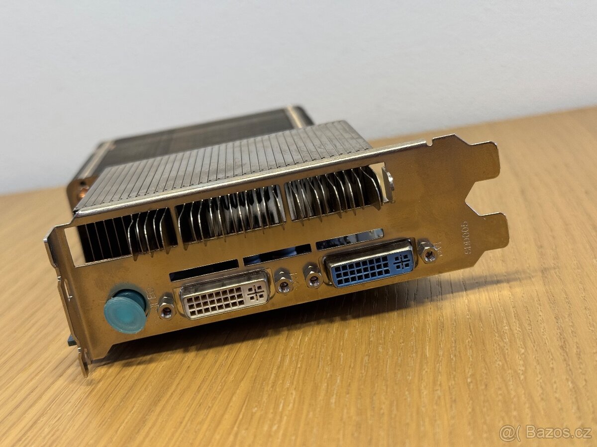 Gigabyte GeForce 9600 GT Silent Cell 1GB GDDR3 - 3