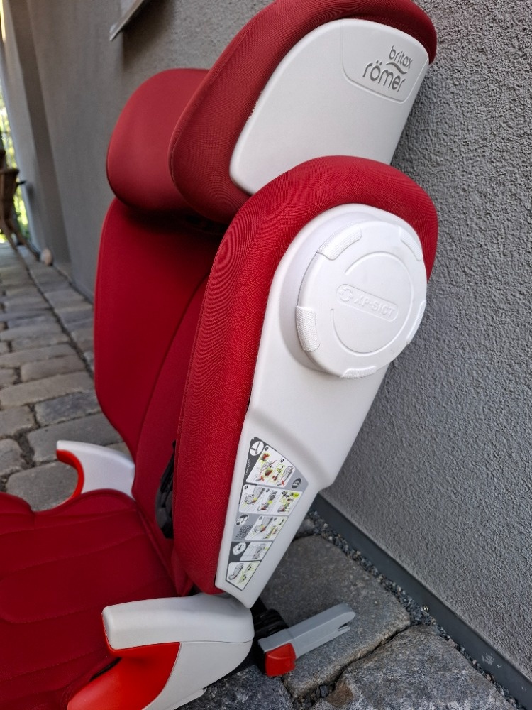 Autosedačka Britax Römer KIDFIX XP - 3