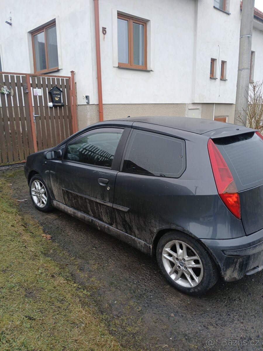 Fiat Punto 1.2 16v - 3