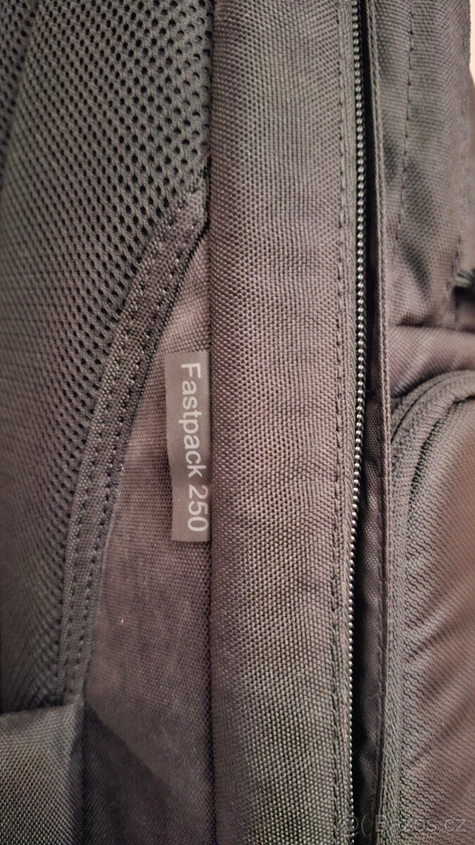 Lowepro Fastpack 250 - 3