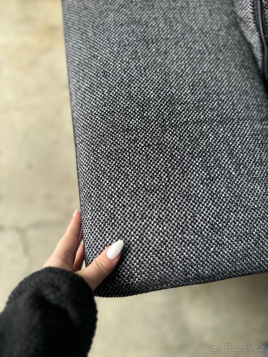 Krásná sedací souprava - 3