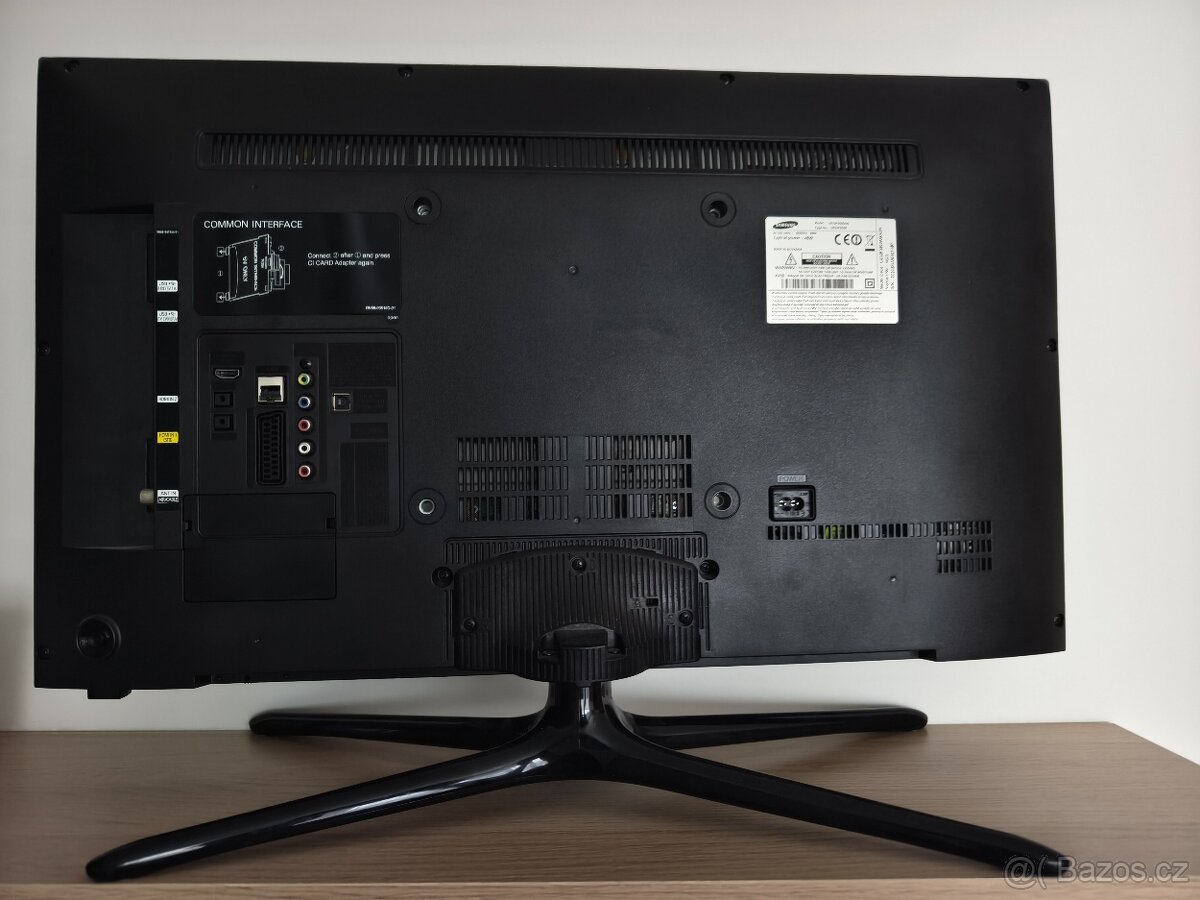 TV Samsung (UE32F5500AW) - 3