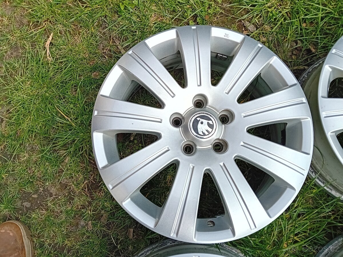 Alu kola Flash r17 Škoda Superb 2 - 3