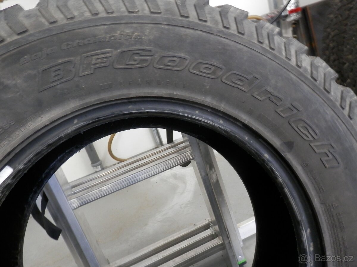 BF Goodrich All terrain 265/70 r17 - 3