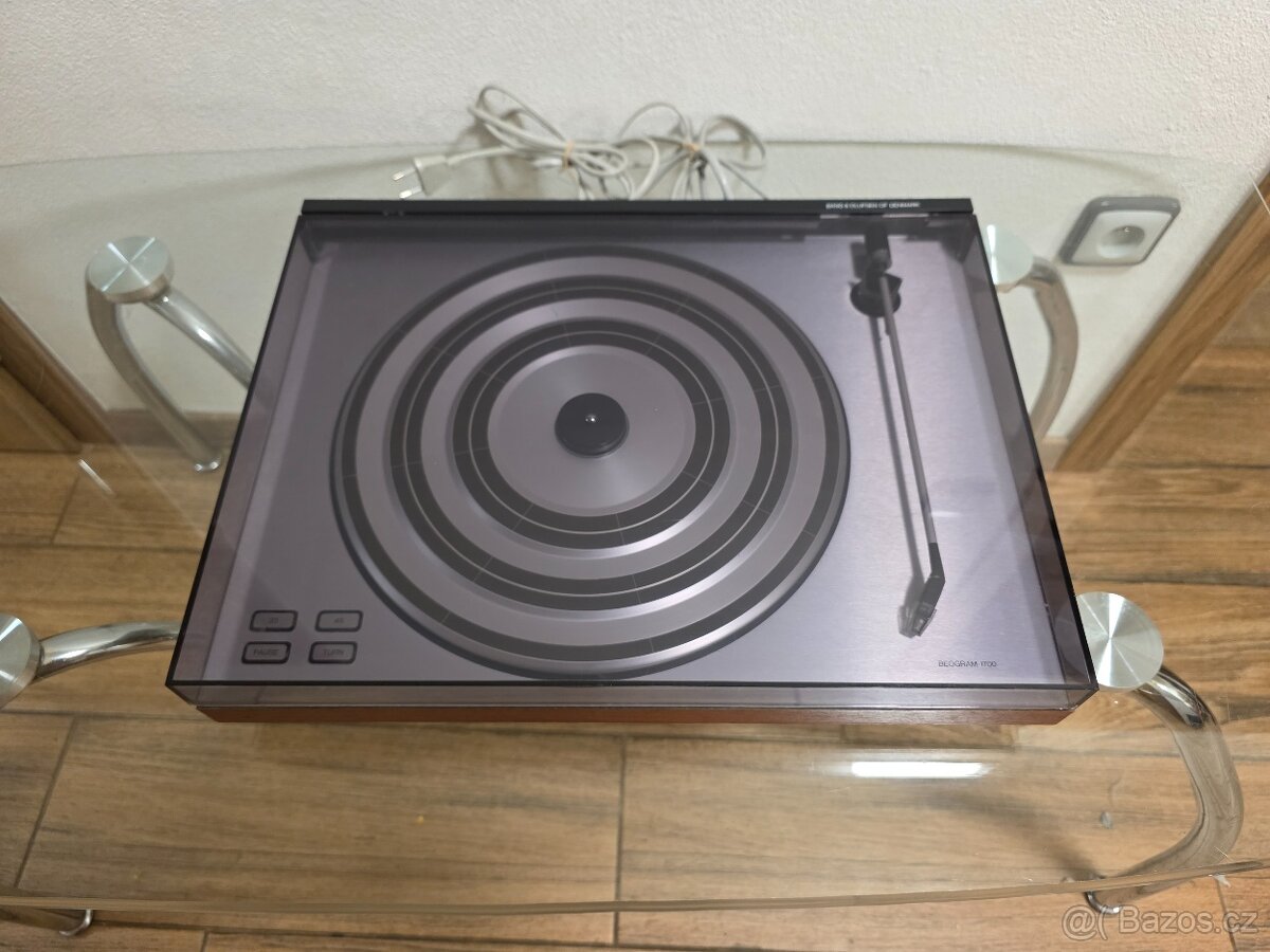 Bang & Olufsen Beogram 1700 - 3