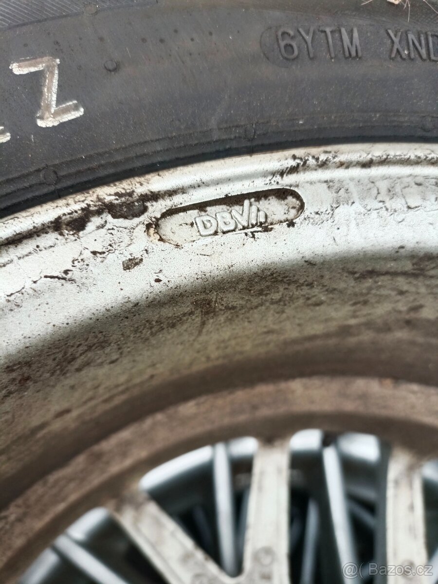 BMW Zimí pneu 205/60 R15 - 3