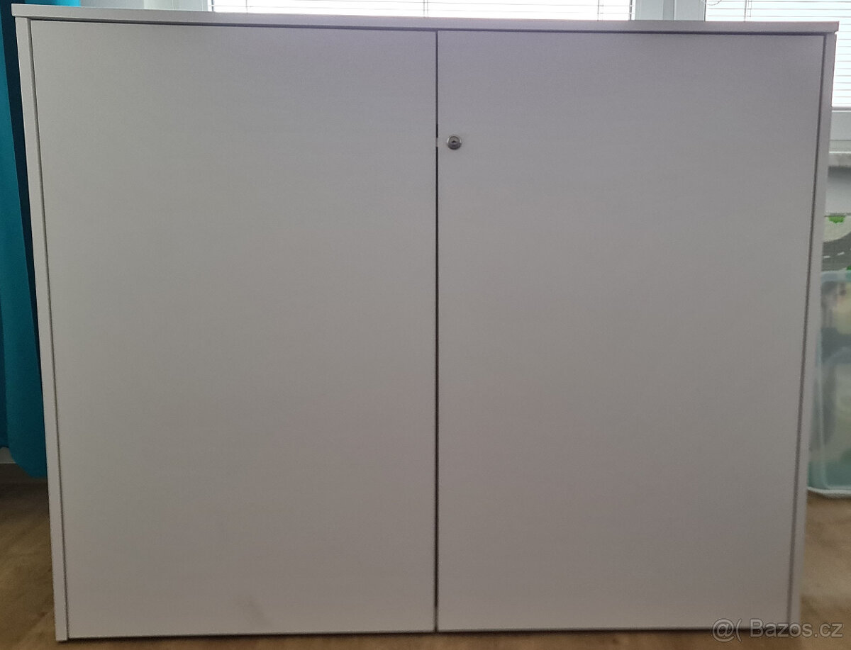 Komoda, motorizovaný stojan, TV SONY XR-50X90S - 3