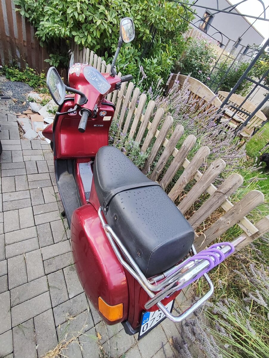 Vespa Cosa LX 200 - 3