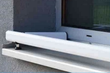 Prodám 3×(Držáky truhlíku)orginál . - 3