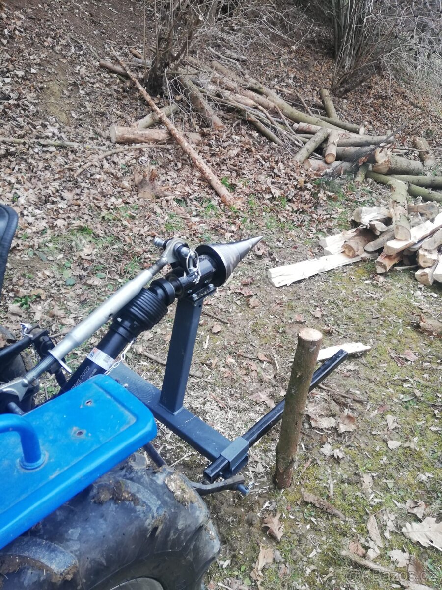 Kuželová štípačka na dřevo za malotraktor, velký traktor - 3