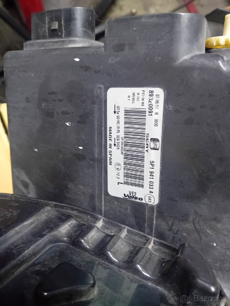Prodám přední světla na Seat Leon - 3