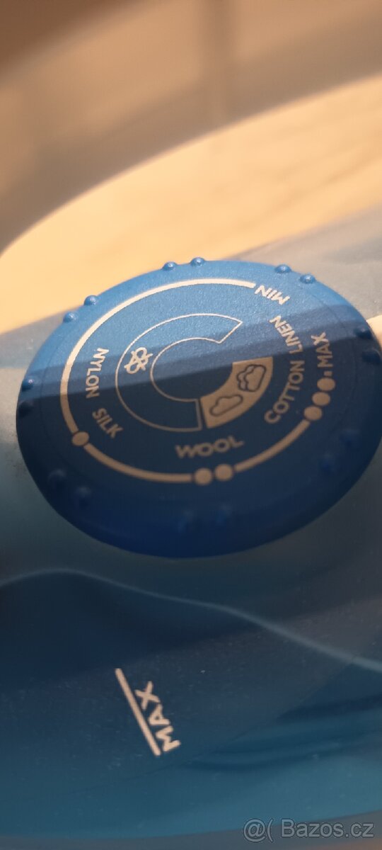 ŽEHLIČKA PHILIPS 2000W - 3