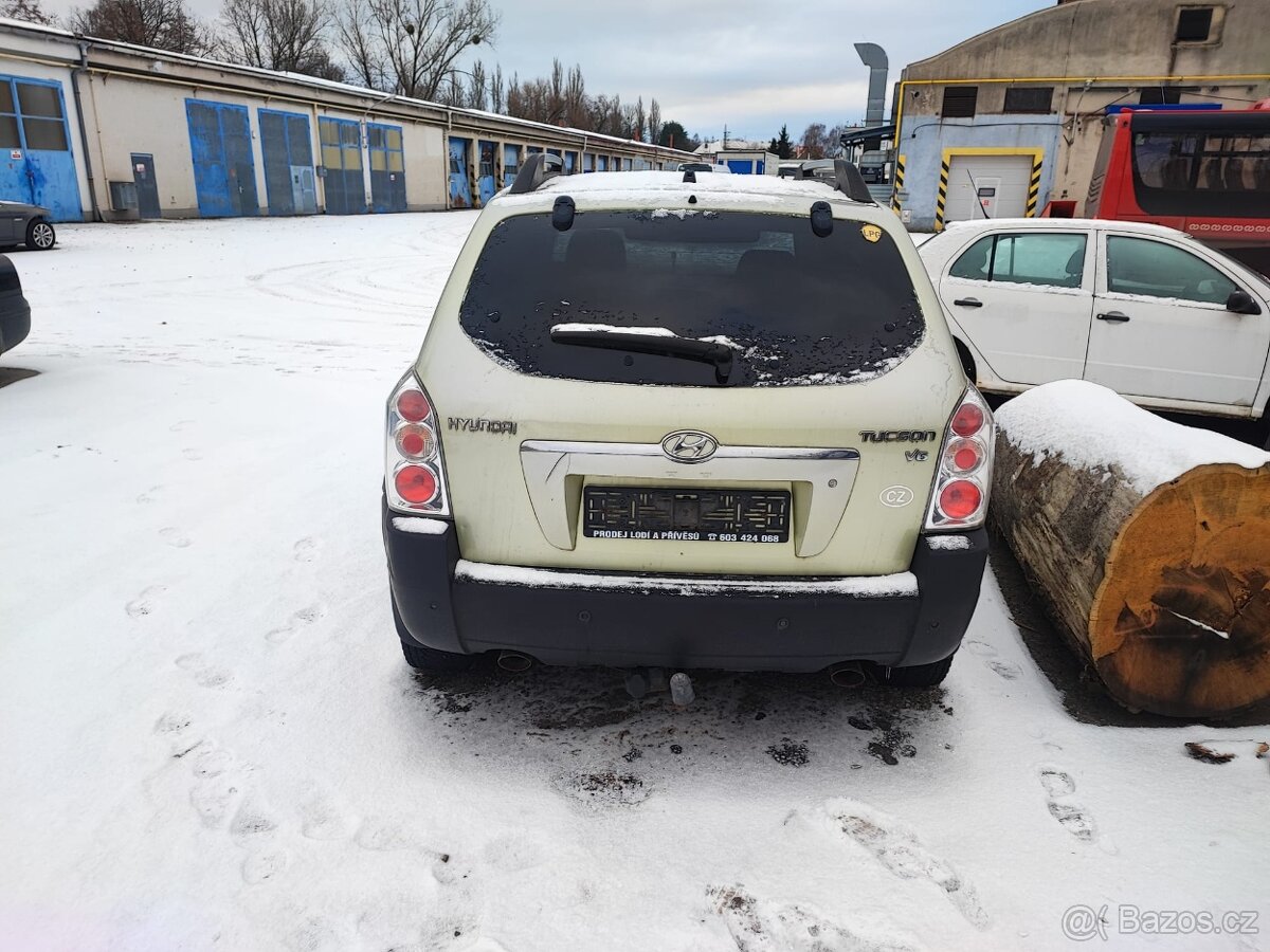 Hyundai Tucson 2.7i ,G6ba - 3