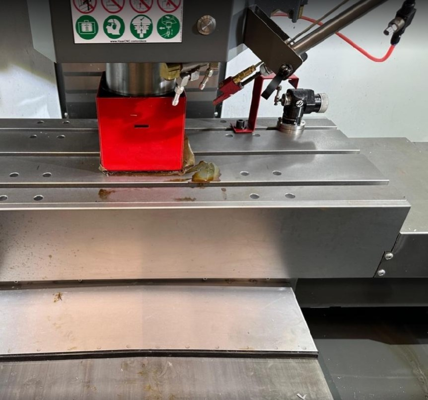 Obráběcí centra - vertikální VF 2-EU - 3