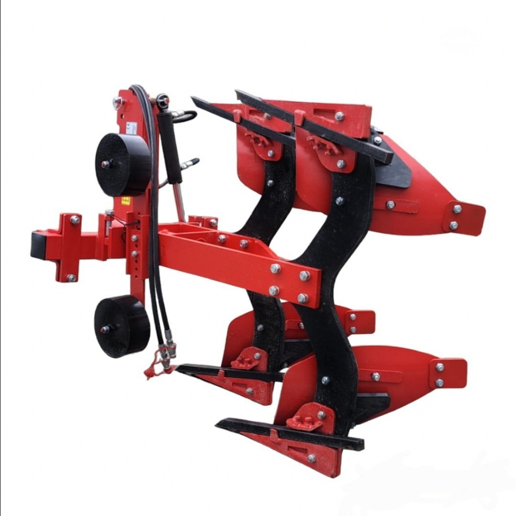 Dvouradličný obracecí pluh FHM - 3