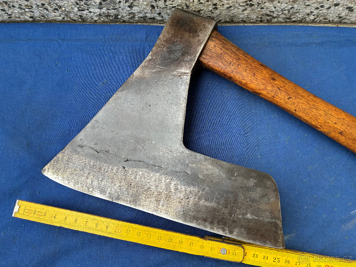 Bednářská sekera - širočina - 3