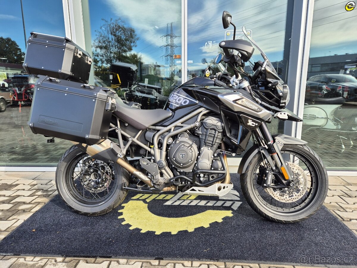 Triumph Tiger Explorer 1200 XCX - 3