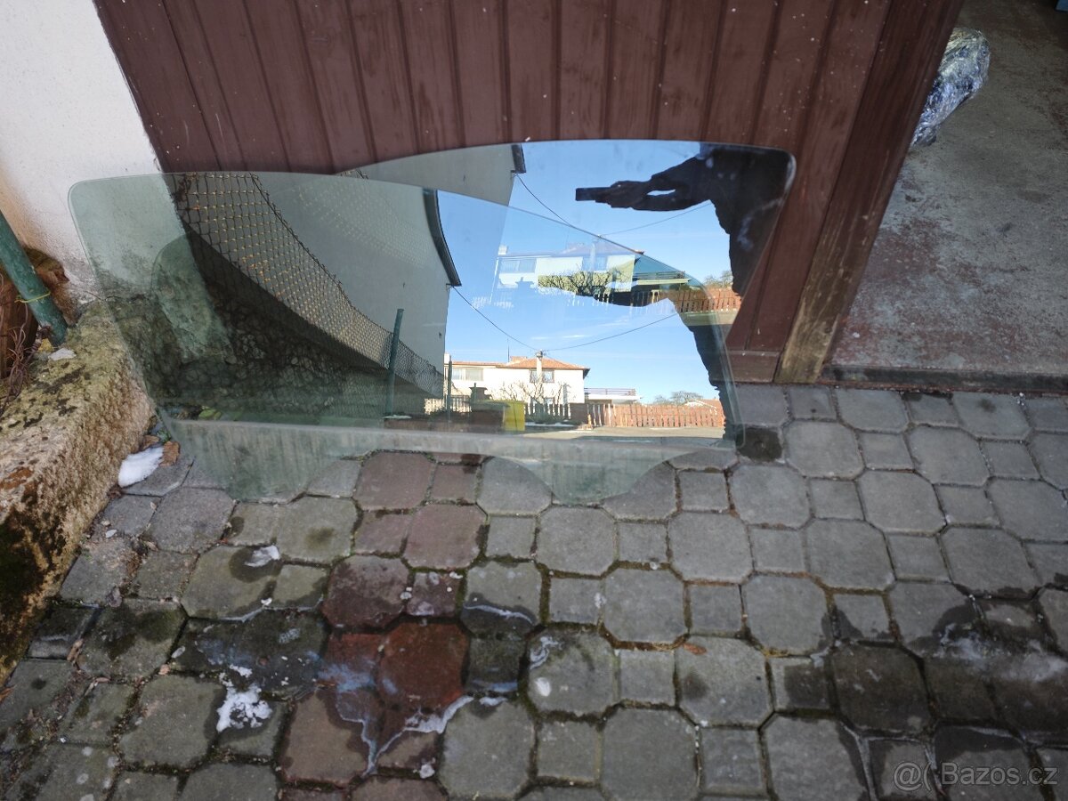 Opel Corsa D OPC zadní náprava/nárazník/okna - 3