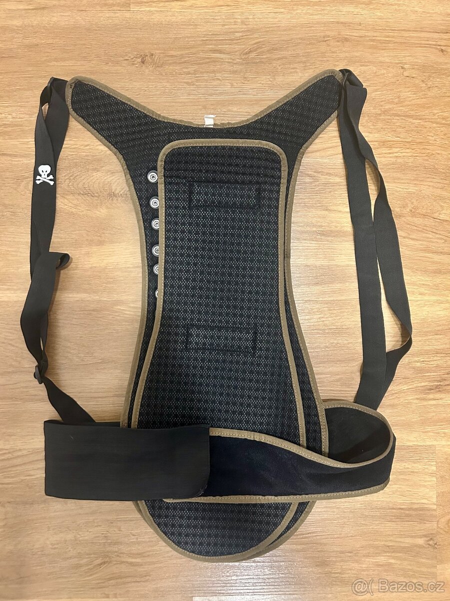 Prodám pánský páteřák - vel. L - 3