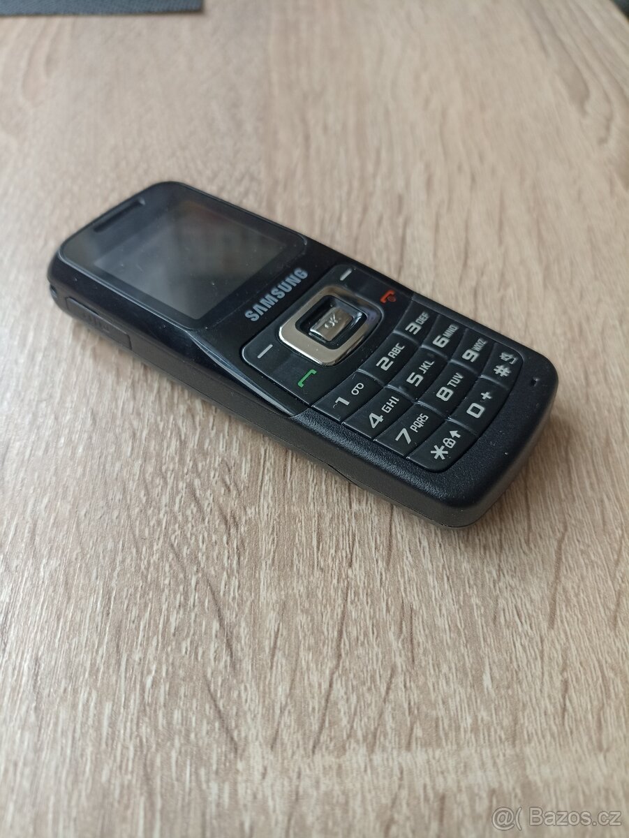 Samsung SGH-B130 - 3