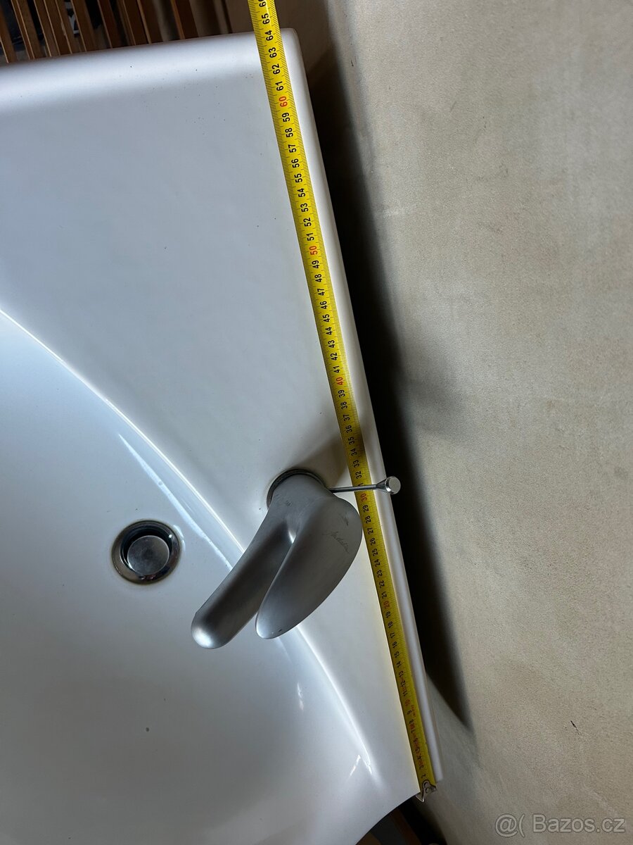 Rohové umyvadlo - 3